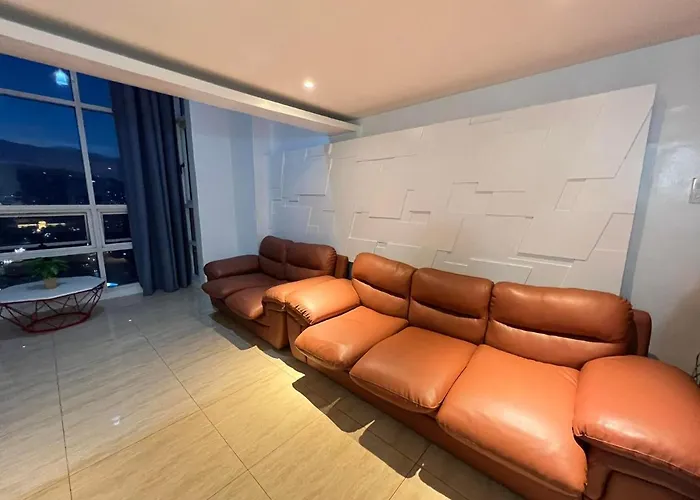 Home-like 2br Unit In The Center *