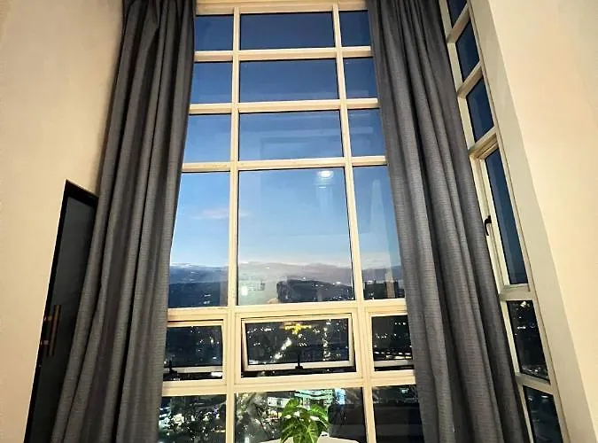 Home-like 2br Unit In The Center セブ市